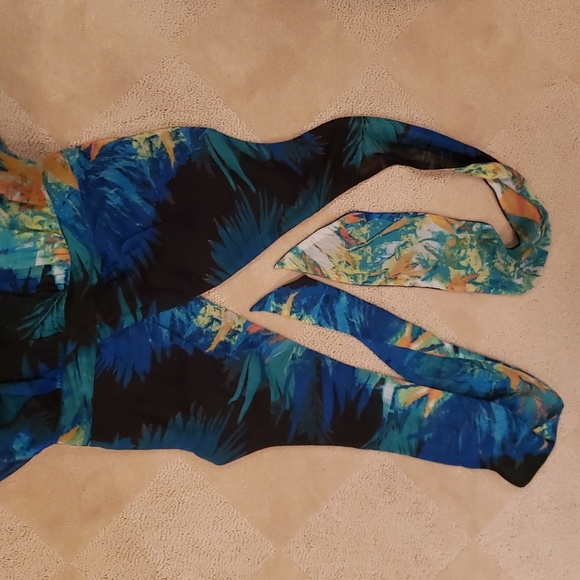 Bebe High Low Tropical Dress, size XS - Picture 3 of 13